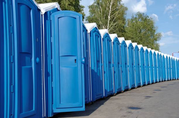 Portable Toilet Options We Offer in Richmond Heights, FL